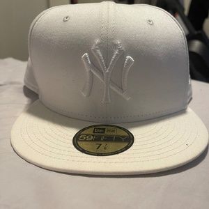 Yankees white fitted hat size 7 7/8 59FIFTY new